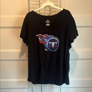 Fanatics Black T-Shirt with Blue and Red Graphic